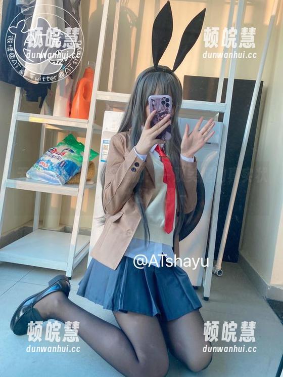无圣光下的AT鲨美脚：一双美腿的真实状态，太舒服了～