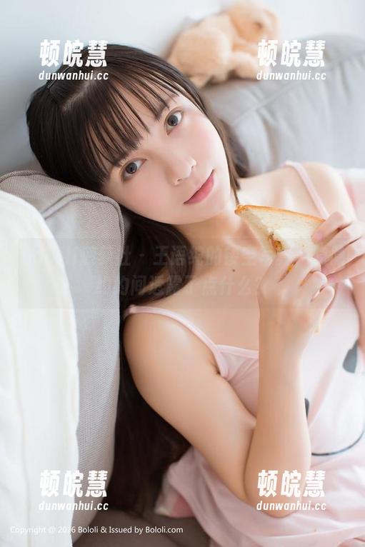 BoLoli菠萝社-王语纯 BoLoli菠萝社 - 王语纯的镂空写真,隐隐约约间透露了点什么?