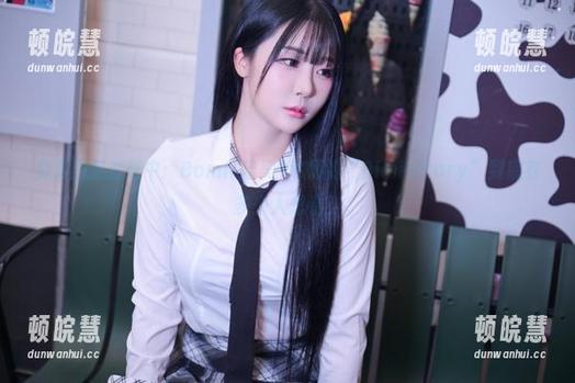 免费图包加载中：Bomi(普美)老师的“Bimilstory”到底有多少人想看？