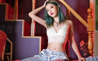 Feilin嗲囡囡 – 施忆佳KITTY带来的棉袜高清合集，是时候让这些小东西发光发亮了。