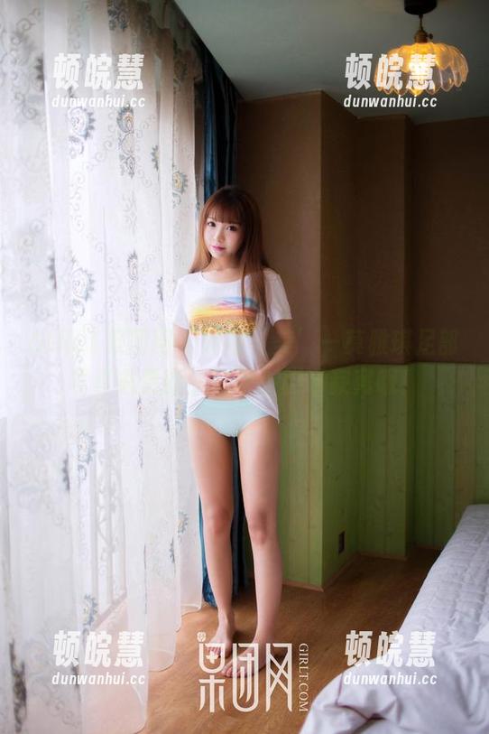 GIRLT果团网-莫雅琪 GIRLT果团网 - 呼唤‘美’—莫雅琪足部写真集更新,别让小脚丫寂寞哦!