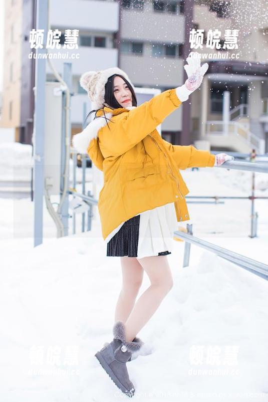 IMiss爱蜜社-沈佳熹 IMiss爱蜜社 - 沈佳熹穿水手服写真:每一张图都说着“这是我的海洋”,你的资源收好了吗?