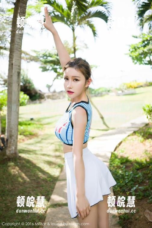 MiStar魅妍社-FoxYini孟狐狸 MiStar魅妍社 - FoxYini孟狐狸的定制写真:这些奶牛真的很会摆姿势啊!