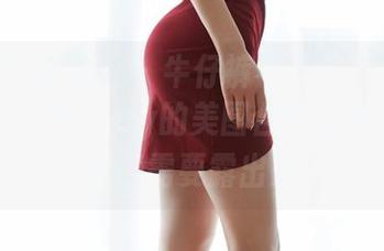 MiiTao蜜桃社 – 牛仔裤不单只是一条裤子，梦乃Mandy的美图合集让我想起了胳膊得需要露出来！