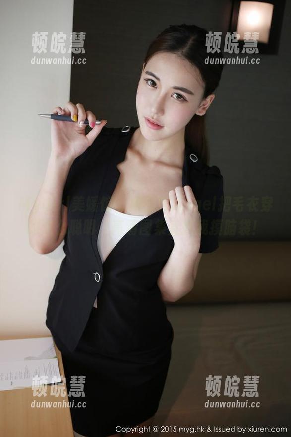 MyGirl美媛馆-田芯娜Angel MyGirl美媛馆 - 田芯娜Angel把毛衣穿的这么聪明,高清图集直教我摸脑袋!