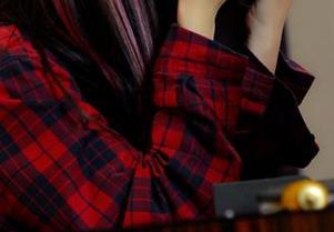 PANS – 看丁丁的女神作品，总有种想奔过去聊聊的冲动，虽然廉价但好像很高级。