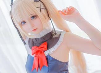 Sayako＿今年4岁和服：美图里的传统与现代交融。