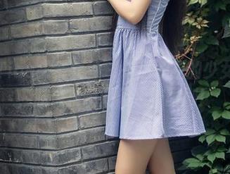 TouTiao头条女神 – 一组娜露的少女写真，脑海里瞬间闪现校园剧！