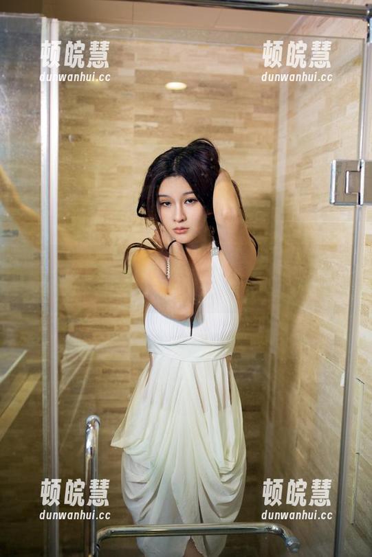 TuiGirl推女郎-李七喜 TuiGirl推女郎 - 作品:李七喜和服秀——古风与现代的尴尬碰撞!