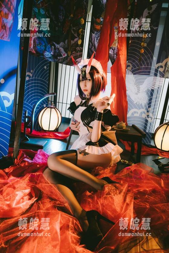 Vams子 让Vams子引领你进入校服时代:在线获得原图,注意氛围哦