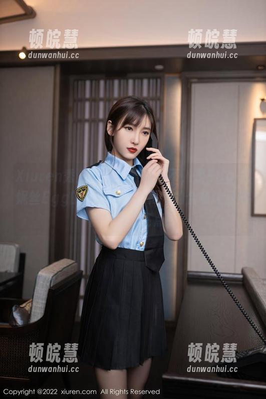 Xiuren秀人网-Egg-尤妮丝Egg Xiuren秀人网 - 连衣裙?不,是Egg-尤妮丝Egg的魔法武器!更新的合集让日期都充满了亮点!