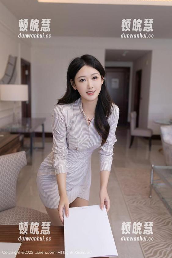 Xiuren秀人网-Elise谭晓彤 Xiuren秀人网 - Elise谭晓彤的粉色图集:是不是该为她的色彩审美鼓掌了?