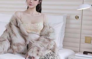 Xiuren秀人网 – 探寻养乐多DoDo的裤里丝合集，照片里藏着啥乐子？