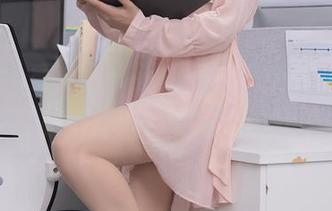 Xiuren秀人网 – 闲逛王婉悠Queen的浴室私拍合集，纷乱中的安静