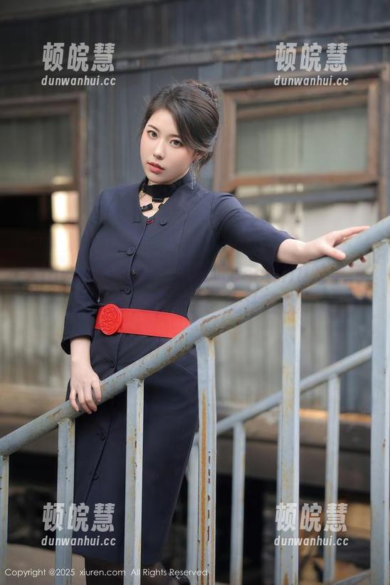Xiuren秀人网-陆萱萱cecillia Xiuren秀人网 - 陆萱萱cecillia的黑色写真,四个字:无法直视