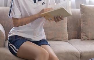 Xiuren秀人网 – 在教室里，陈小花和她的合集：把心事放在黑板上