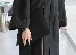 YouMi尤蜜荟 – 看周妍希的校服照，有一种青春又莫名的怀旧，图片惹人怜！