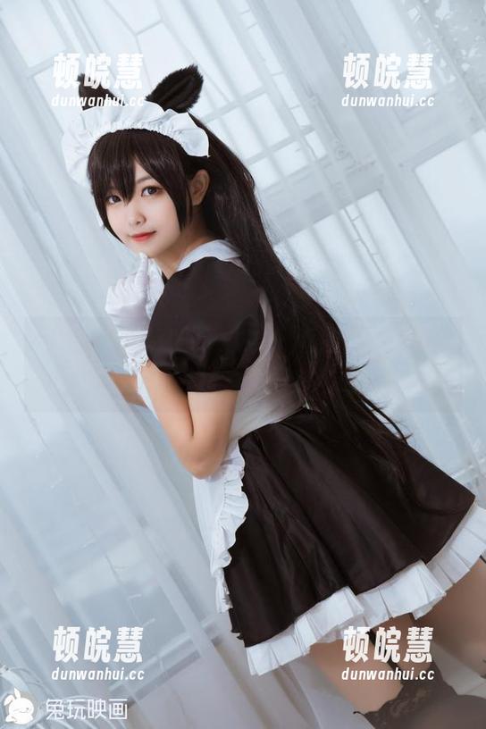 lovely呆玄 把lovely呆玄的“少女”套图收进相册,感受那一抹淡淡的懵懂吧。