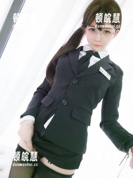 一小央泽 一小央泽的内衣写真集,最新释出,不看亏了呢。