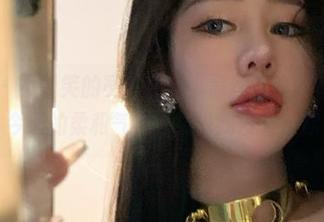 微密圈 – 不爱笑的赛琳在线，黑丝连体图集承包了今天的柔和气氛，别说我没警告你