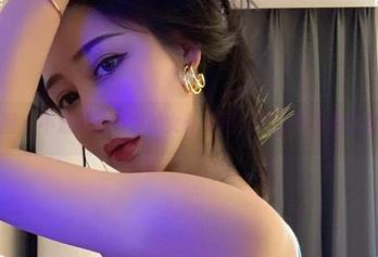 微密圈 – 不爱笑的赛琳的女仆乐园，无圣光美图泛滥成灾