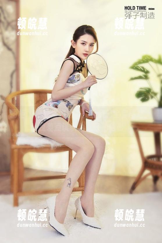 丽柜-慕子 丽柜 - 校园漫游日常:慕子的全套图集,让我差点误以为是在拍电影。