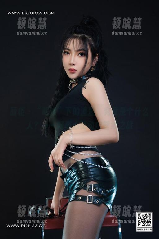 丽柜 - “眼镜”下的潼潼，究竟是个什么人？——好奇心驱动的壁纸之旅