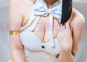 九言的私拍资源：玉玲珑丽娘美到你心慌。