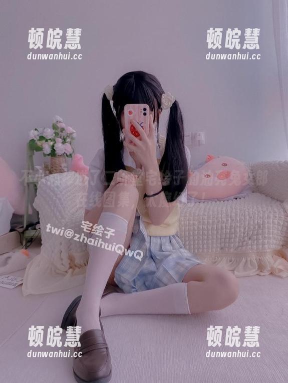 不小心掉进了二阶堂宅绘子的油亮兔女郎在线图集，太魔幻了！