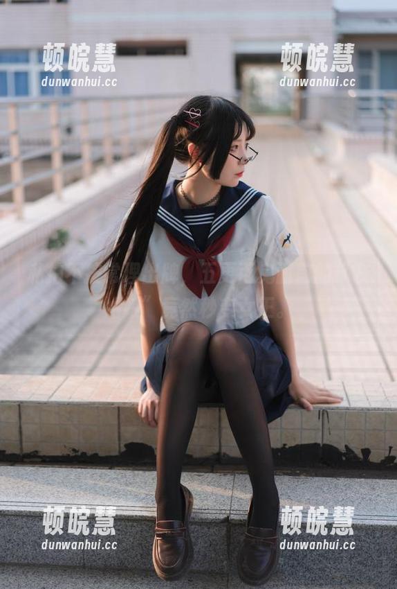 私拍不按常理出牌，五更百鬼面前的“灰姑娘”竟然秒变女王。