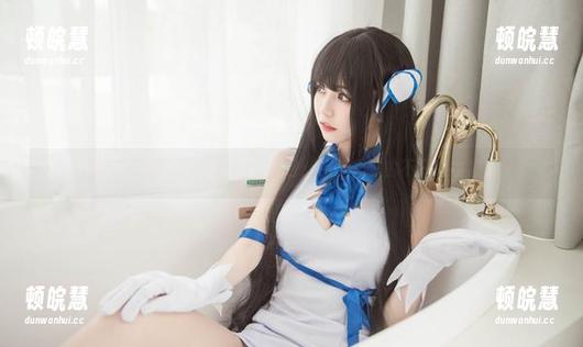 你的负卿 你的负卿与爱宕制服私拍图包:点燃趣味的不只是衣服!