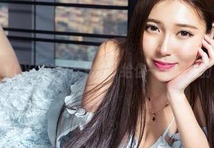 克拉女神 – YOYO的皮衣私拍，给你一个别样的下午茶时光