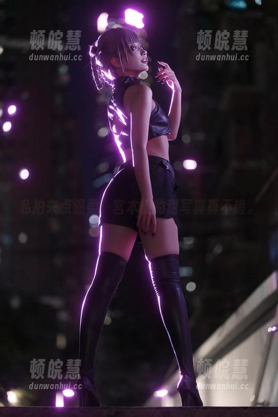 私拍来点温柔：宫本樱的甜写真真不错。