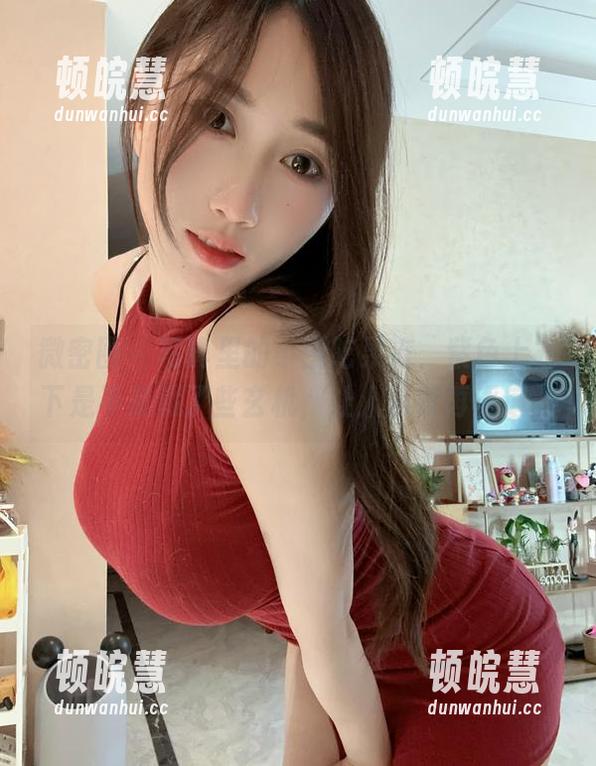 小玉吃果冻 微密圈 - 写真里的小玉吃果冻,紫色上衣下是不是藏了些玄机,让人琢磨再琢磨。