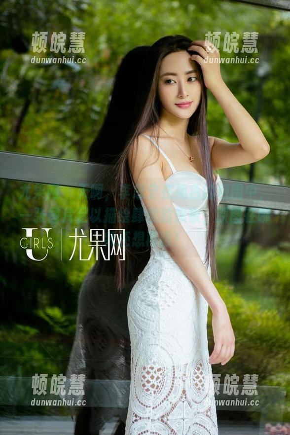 尤果网-李思宁 尤果网 - 天啊,李思宁在黑色的包围中,一张图片足以描绘肆意的想象,原图在哪我还想再瞅!