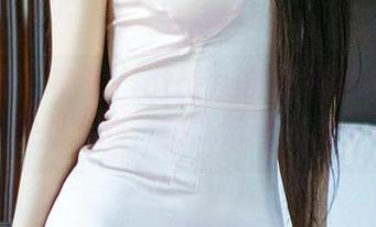 尤果网 – 果儿Victoria的双重触感：原图倒是撩拨人心，图集则更添几分期待。