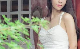 尤果网 – 最新清纯资源——有没有人能抵挡王莹的干净气质？心中的小鹿开始乱撞了。