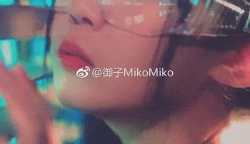 最新蕾丝写真集：御子Yumiko和你之间的“朦胧距离”