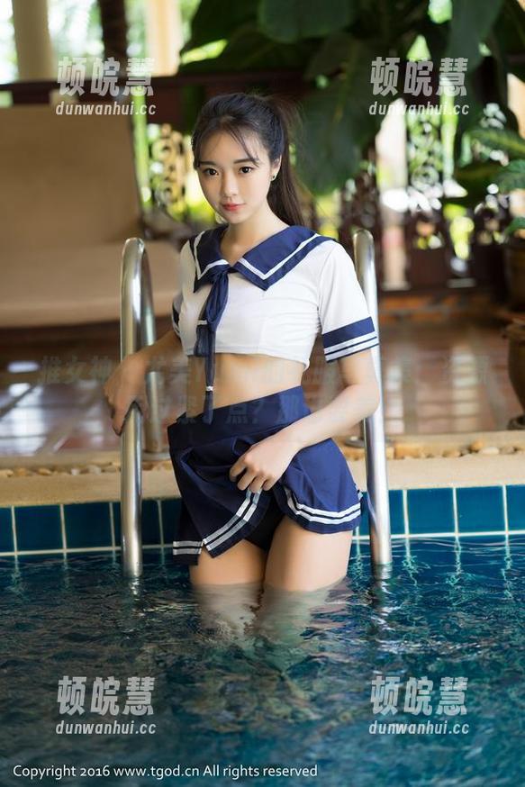 推女神 - 尤美Yumi的礼服写真集：资源用过紧了点？那也要美！