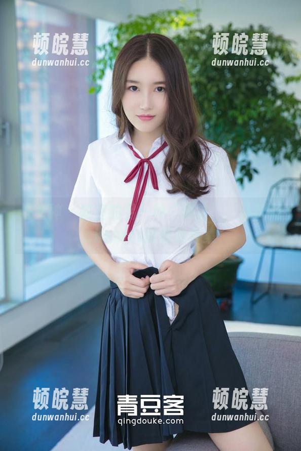 推女神 - 教室的另一种“课堂”：黄歆苑chobits的精选合集