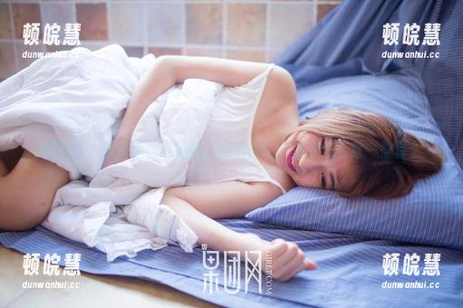 果团网-周妍希 果团网 - 周妍希这波旅拍,高清得让人想立马下载一整套。