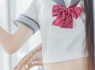 灵梦写真：最新“桜桃喵”特供，别眨眼，眼神会流出盐来哦！