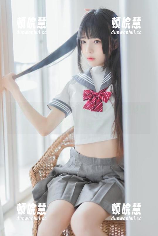 桜桃喵 灵梦写真:最新“桜桃喵”特供,别眨眼,眼神会流出盐来哦!