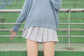 梦丝女神 – 在线等香萱的女友原图，刷新一下我的认知，这样的搭配真没有想过。