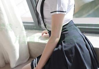 模范学院 – Laura张小妮的校园写意，图片里藏了多少小秘密？