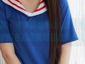 模范学院 – 看李颖煊baby的这组写真，内衣的色彩搭配好尴尬又好妙。
