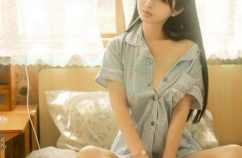 看了樱井宁宁的超涩女仆全套图包，我的脑海里不知怎的冒出了一部女性校园剧！