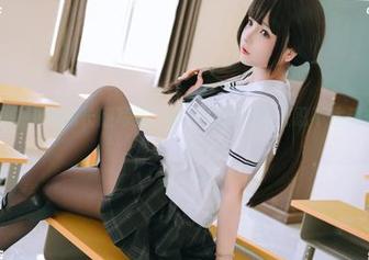 更新！樱井小莜的长腿写真，真的是拍得让人忍不住想多看几眼。