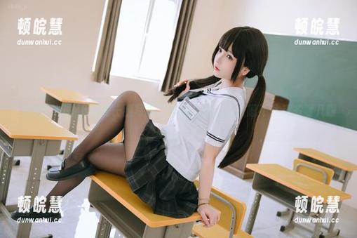 樱井小莜 更新!樱井小莜的长腿写真,真的是拍得让人忍不住想多看几眼。