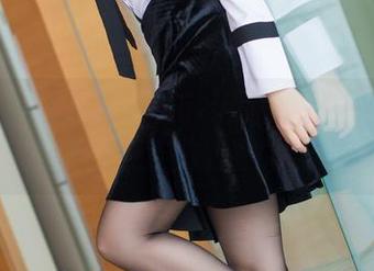 爱蜜社 – 没想到莉娜lena的校服写真能引发这番流连忘返的错觉！